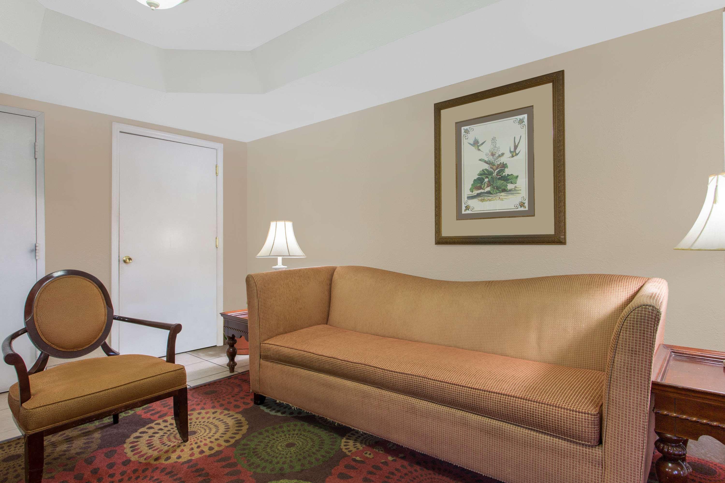 Super 8 By Wyndham Antioch/Nashville South East Buitenkant foto